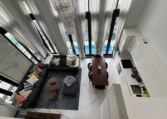 Luxury Pool 5br 12pax With Private Lift In Ekkamai * Bangkok