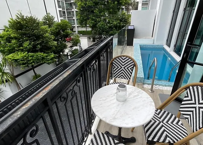 Luxury Pool 5br 12pax With Private Lift In Ekkamai *