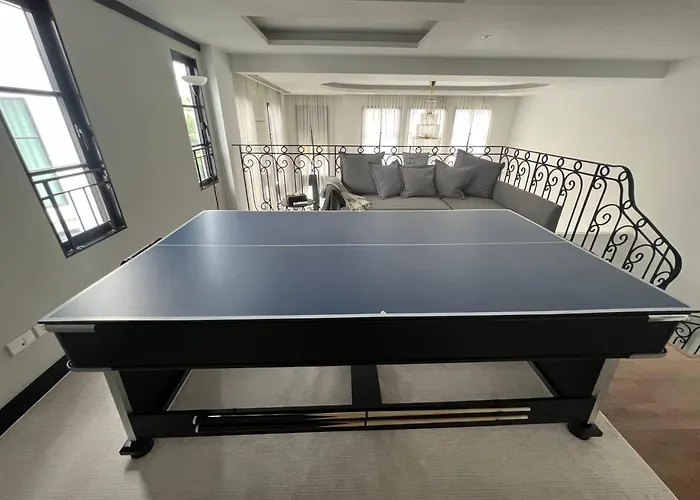 Luxury Pool 5br 12pax With Private Lift In Ekkamai